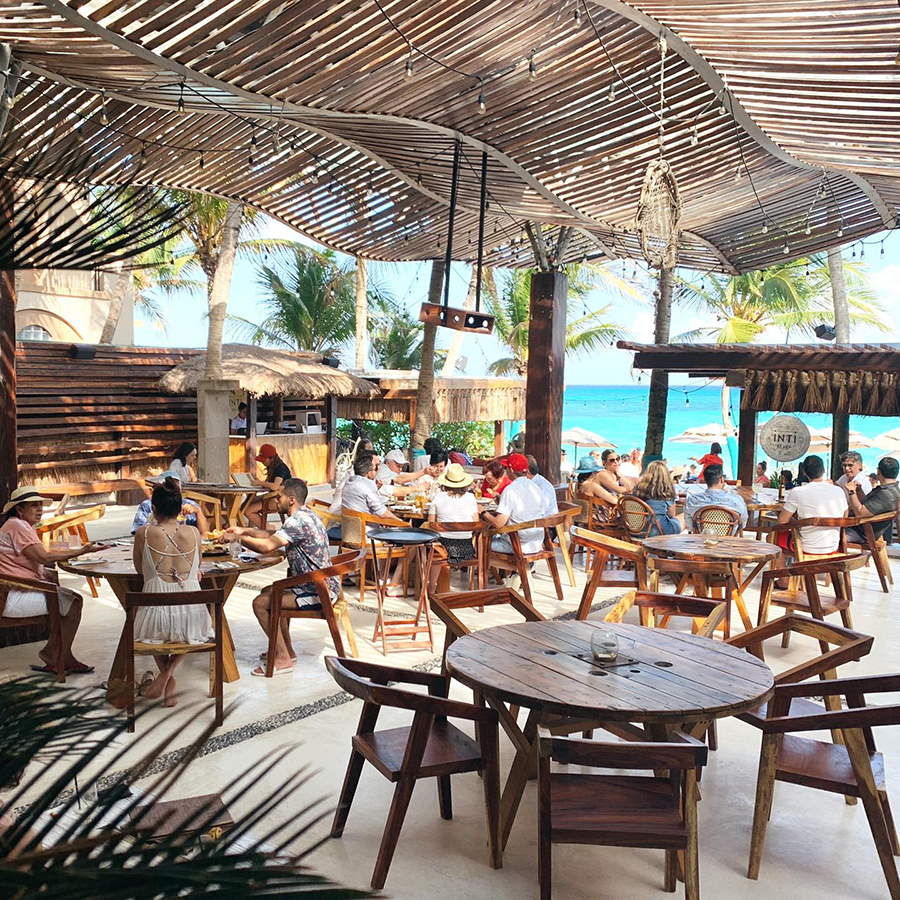 Álbumes 91+ Foto Restaurantes En Playa Del Carmen A La Orilla Del Mar ...